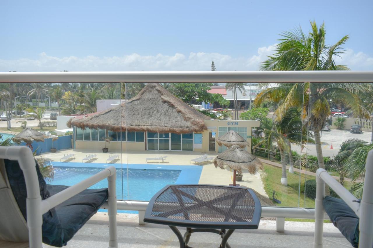 Luxury Caribbean Condos By Salvia Cancun Beachfront Exterior photo