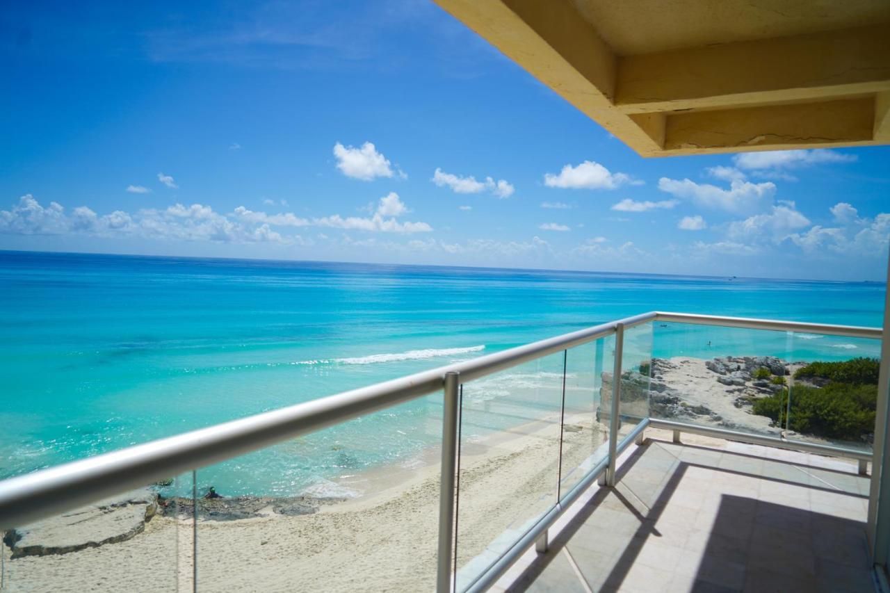 Luxury Caribbean Condos By Salvia Cancun Beachfront Exterior photo