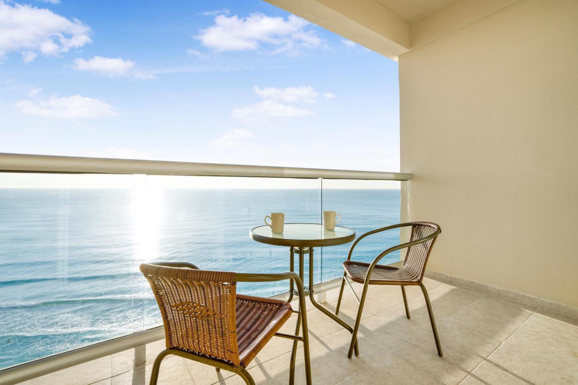 Luxury Caribbean Condos By Salvia Cancun Beachfront Exterior photo