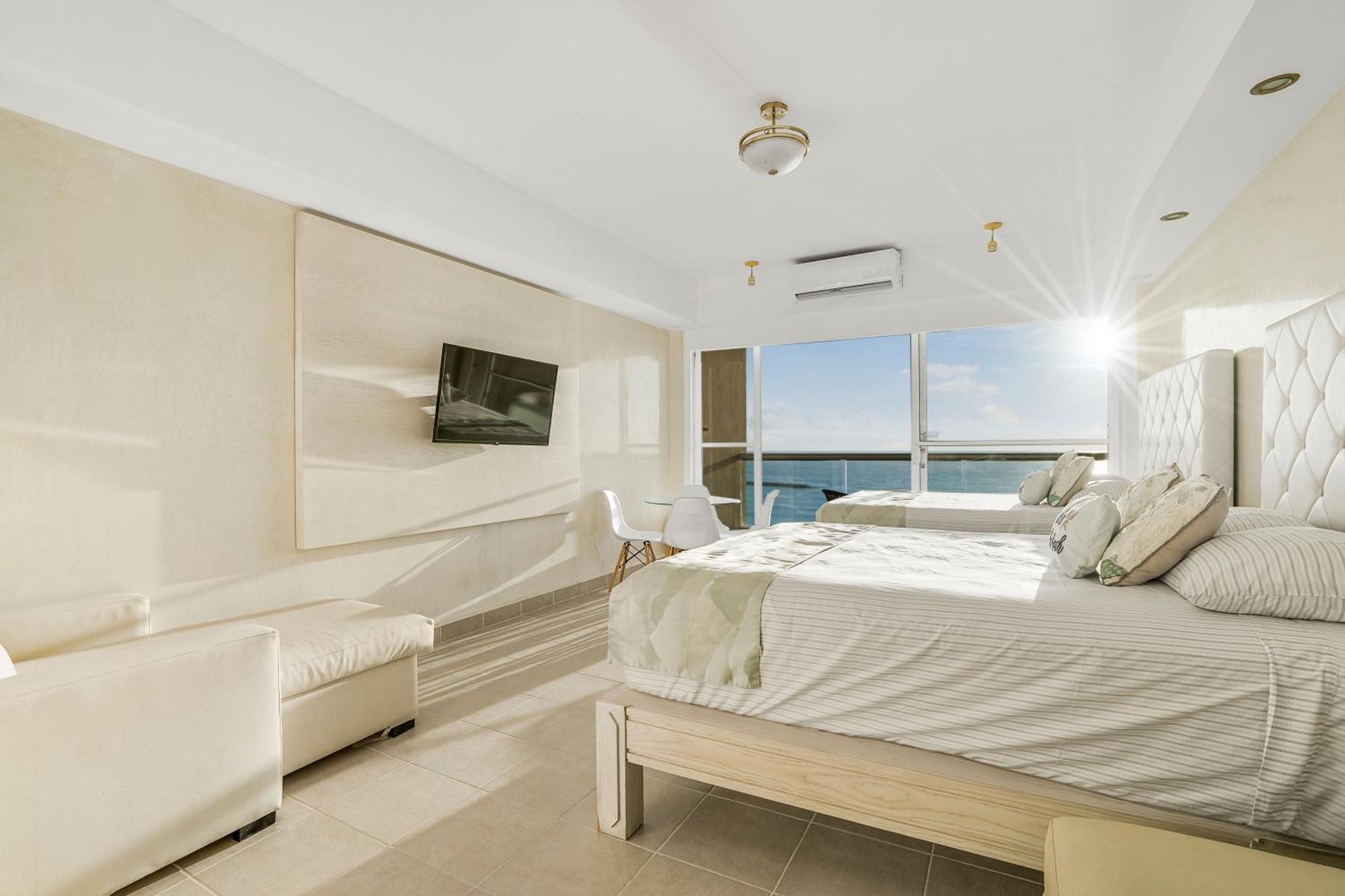 Luxury Caribbean Condos By Salvia Cancun Beachfront Exterior photo
