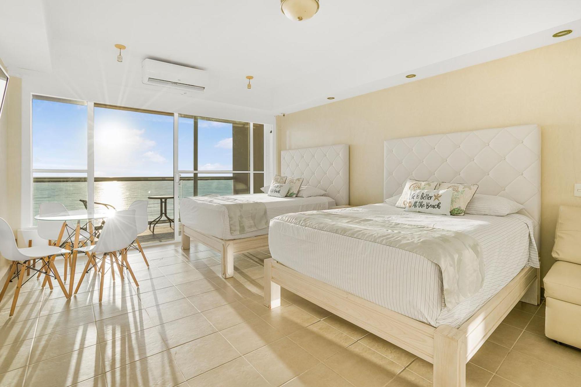 Luxury Caribbean Condos By Salvia Cancun Beachfront Exterior photo