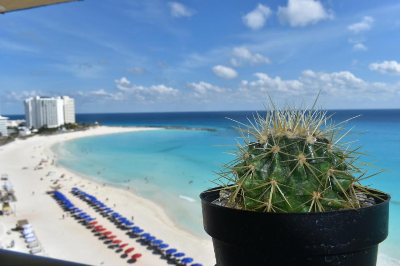 Luxury Caribbean Condos By Salvia Cancun Beachfront Exterior photo